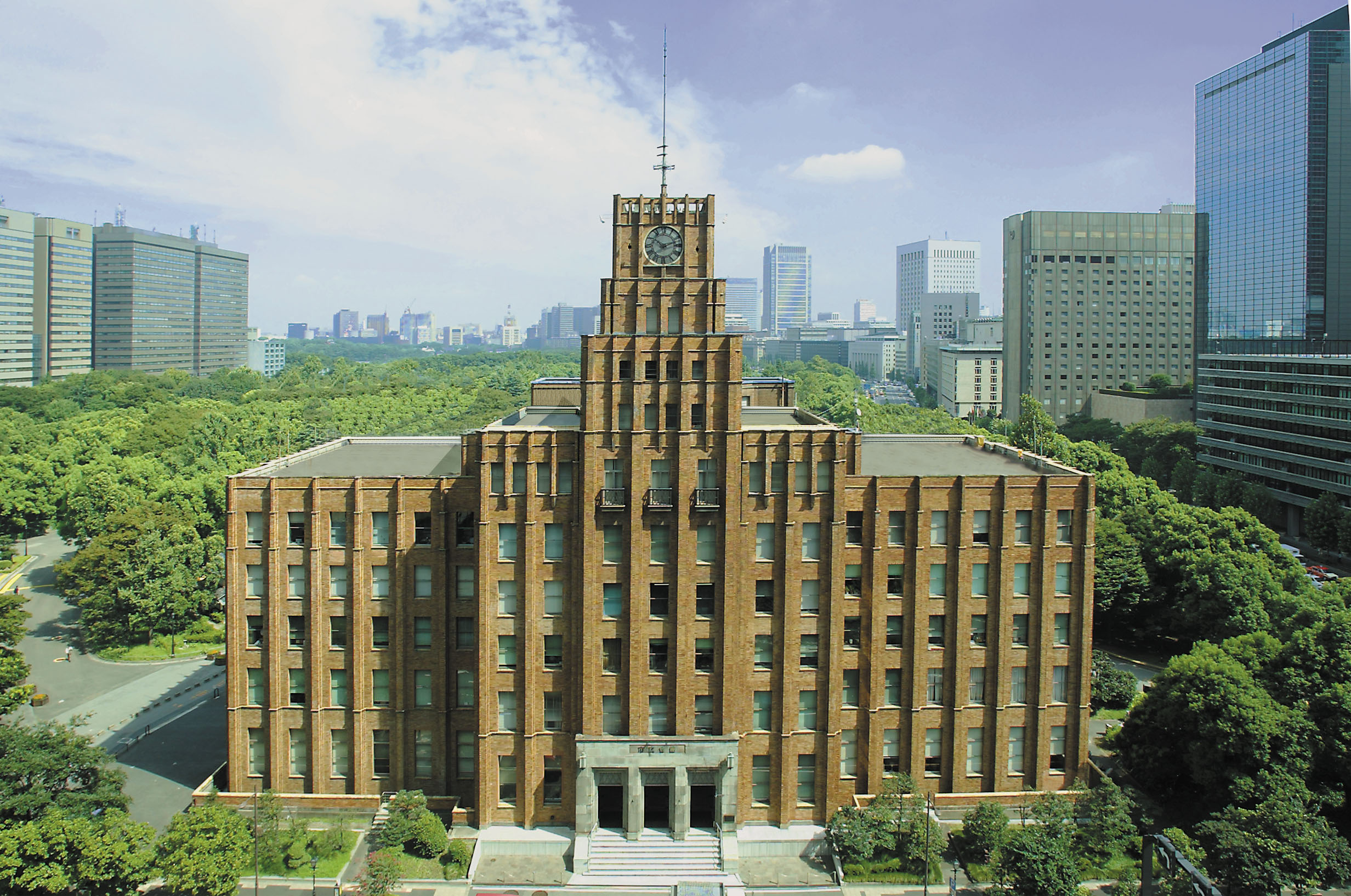 機構外観